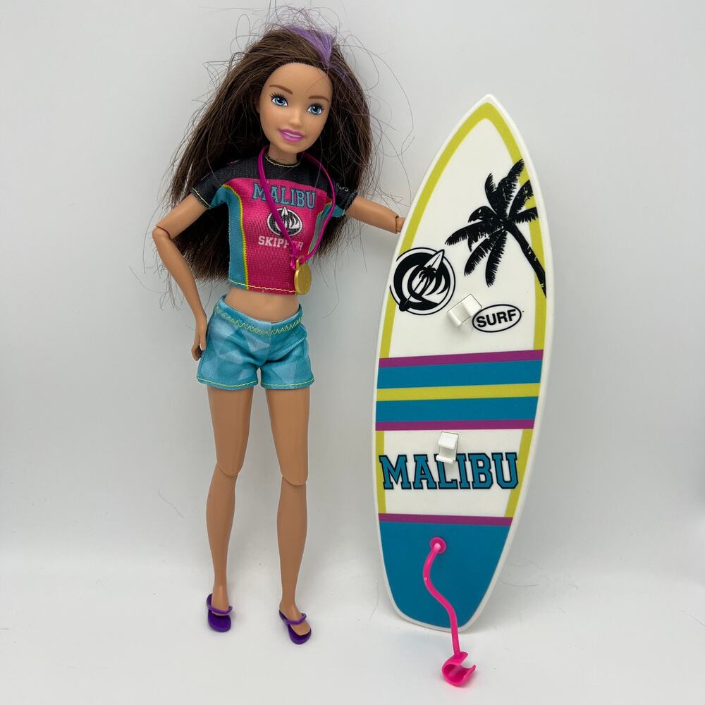 Barbie Dreamhouse Adventures Skipper Surf Doll Malibu Surfer Purple Articulated